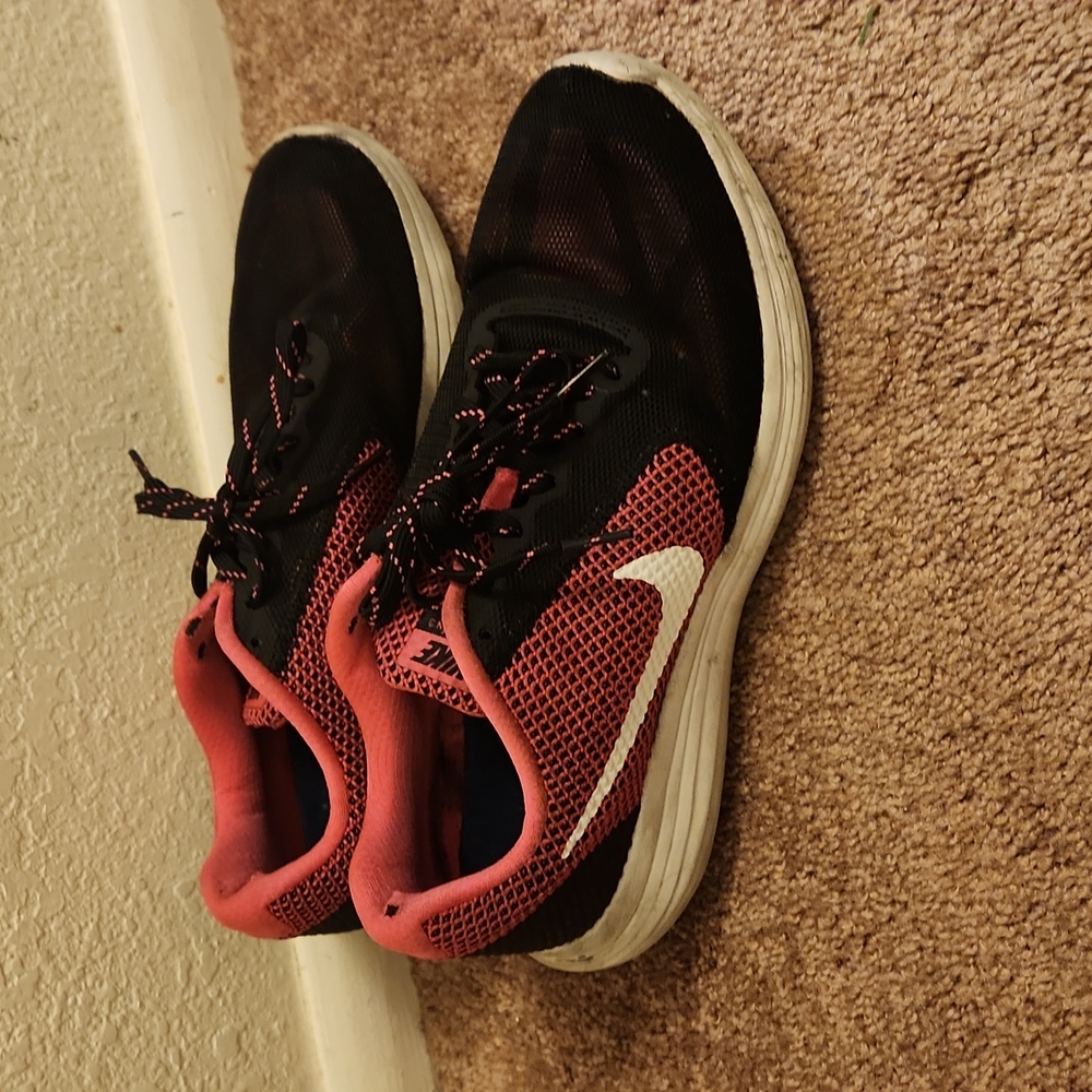Nike Women's Revolution 3 Sneakers